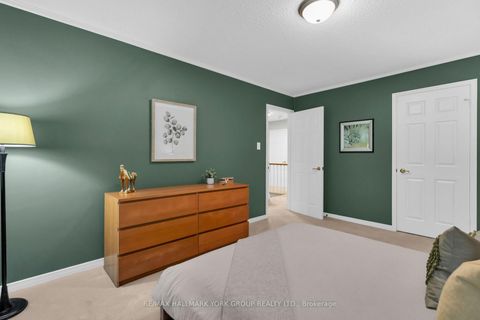 Photo 29 at 95 Gilbank Drive, Aurora Heights, Aurora