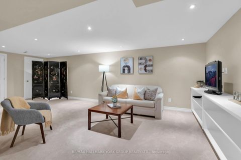 Photo 35 at 95 Gilbank Drive, Aurora Heights, Aurora