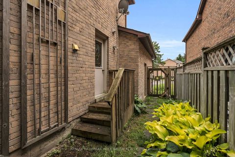 Photo 41 at 95 Gilbank Drive, Aurora Heights, Aurora