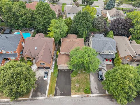 Photo 43 at 95 Gilbank Drive, Aurora Heights, Aurora
