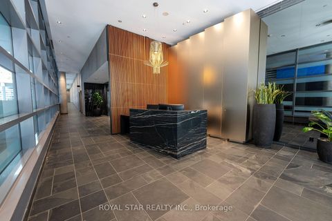 Photo 1 at 623 - 95 Bathurst Street, Waterfront Communities C1, Toronto