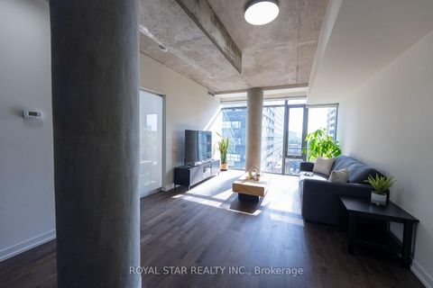 Photo 8 at 623 - 95 Bathurst Street, Waterfront Communities C1, Toronto