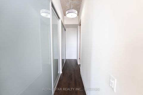 Photo 17 at 623 - 95 Bathurst Street, Waterfront Communities C1, Toronto