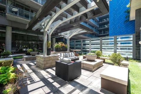 Photo 24 at 623 - 95 Bathurst Street, Waterfront Communities C1, Toronto