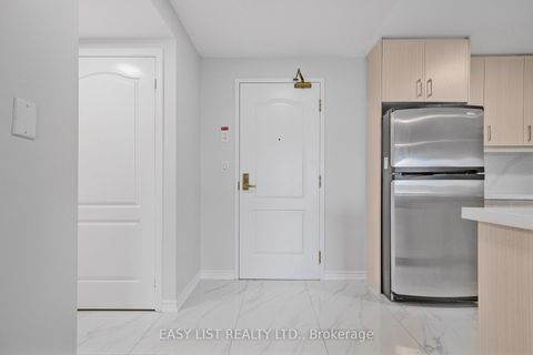 Photo 6 at 319 - 2020 Mcnicoll Avenue, Milliken, Toronto