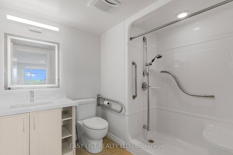 Photo 11 at 319 - 2020 Mcnicoll Avenue, Milliken, Toronto