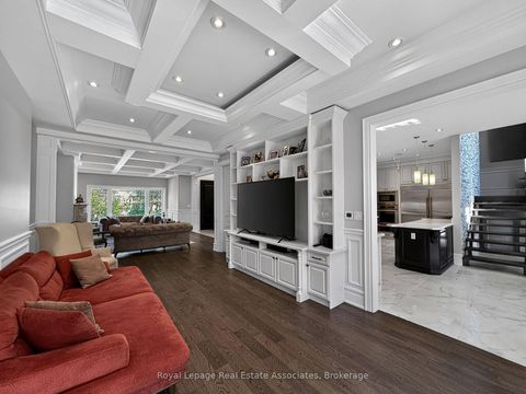 Photo 8 at 96 Elmcrest Road, West Deane, Toronto