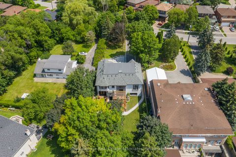 Photo 37 at 96 Elmcrest Road, West Deane, Toronto