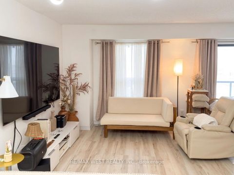 Photo 2 at 37 - 69 Maple Branch Path, The Westway, Toronto