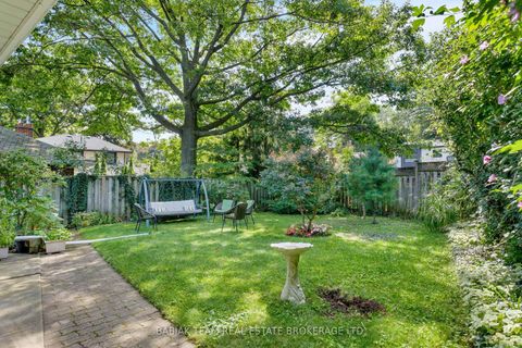 Photo 15 at 4 Ivy Lea Crescent, Queensway, Toronto