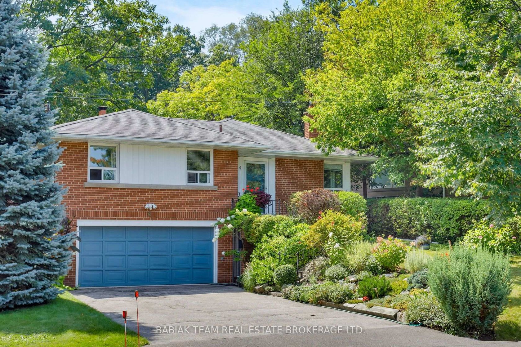 4 Ivy Lea Crescent, Queensway, Toronto 
