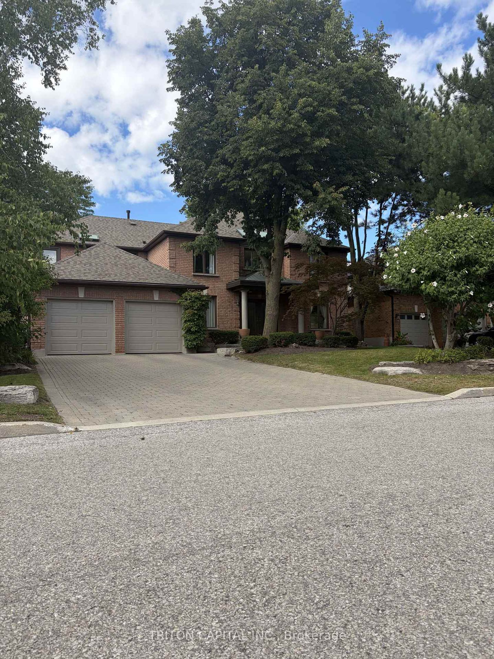 64 Dianawood Ridge, East Woodbridge, Vaughan photo number 2