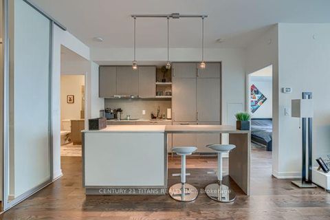 Photo 9 at 6606 - 100 Harbour Street, Waterfront Communities C1, Toronto