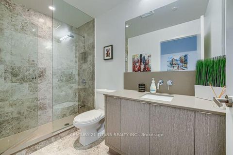 Photo 11 at 6606 - 100 Harbour Street, Waterfront Communities C1, Toronto