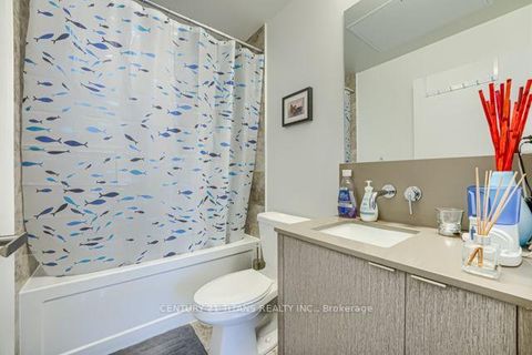 Photo 14 at 6606 - 100 Harbour Street, Waterfront Communities C1, Toronto