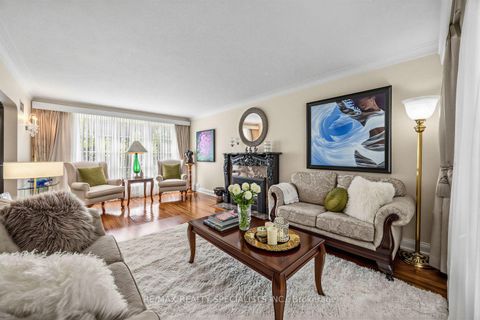 Photo 5 at 1211 Royal York Road, Humber Valley, Toronto