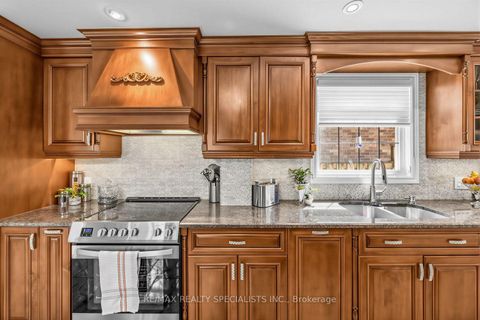 Photo 13 at 1211 Royal York Road, Humber Valley, Toronto
