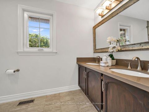 Photo 32 at 7 Winding Court, Highland Creek, Toronto