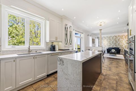 Photo 12 at 166 Tower Hill Road, Jefferson, Richmond Hill