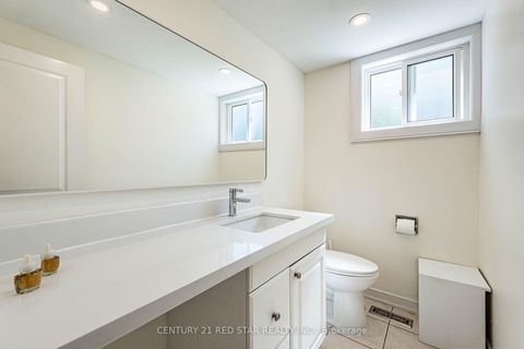 Photo 14 at 42 Broadfield Drive, Markland Wood, Toronto
