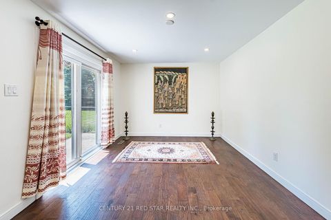 Photo 16 at 42 Broadfield Drive, Markland Wood, Toronto