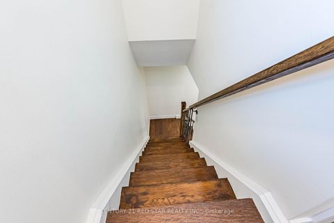 Photo 17 at 42 Broadfield Drive, Markland Wood, Toronto