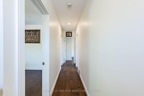 Photo 19 at 42 Broadfield Drive, Markland Wood, Toronto