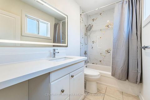 Photo 21 at 42 Broadfield Drive, Markland Wood, Toronto