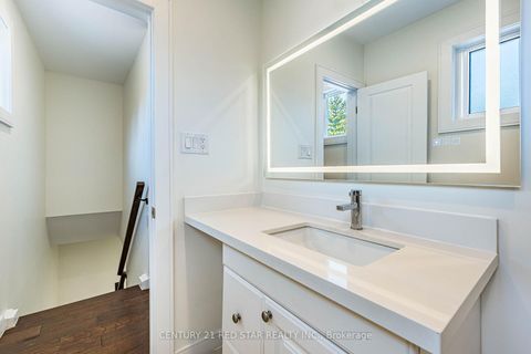 Photo 23 at 42 Broadfield Drive, Markland Wood, Toronto