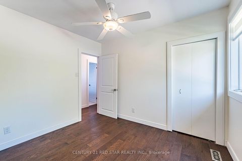 Photo 25 at 42 Broadfield Drive, Markland Wood, Toronto