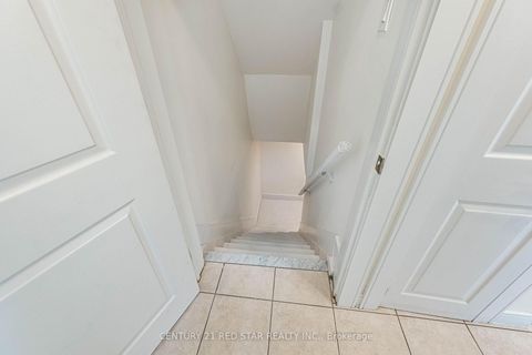 Photo 35 at 42 Broadfield Drive, Markland Wood, Toronto