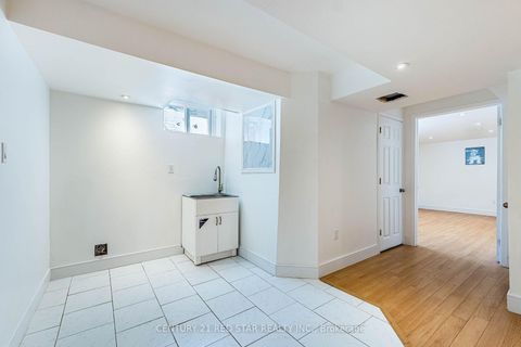 Photo 40 at 42 Broadfield Drive, Markland Wood, Toronto