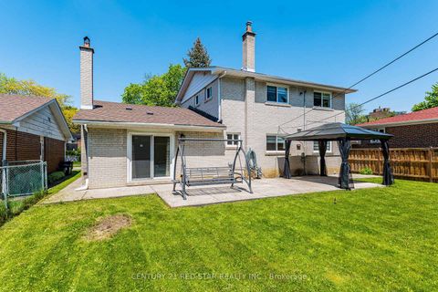 Photo 45 at 42 Broadfield Drive, Markland Wood, Toronto