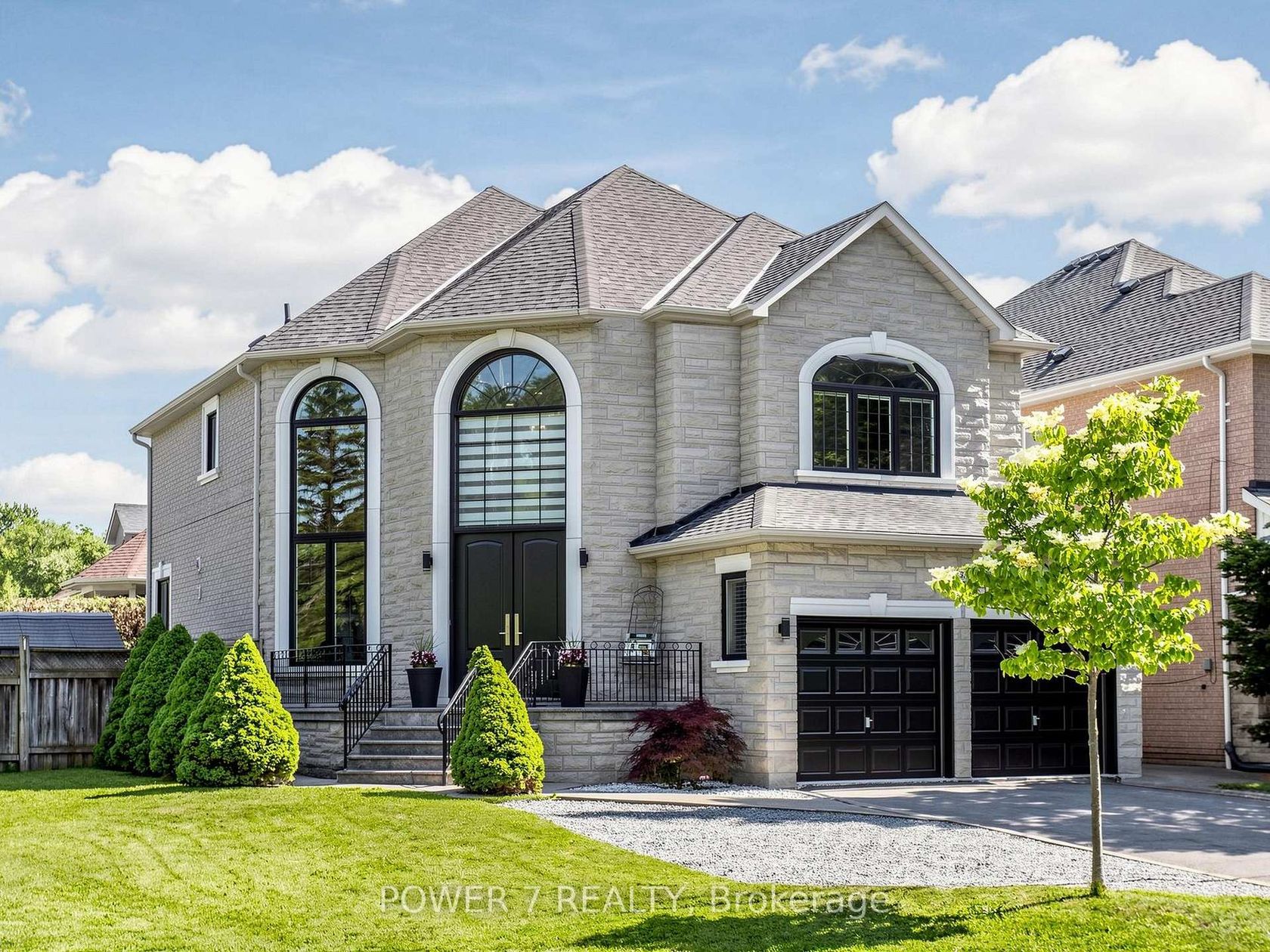 315 North Lake Road, Oak Ridges Lake Wilcox, Richmond Hill photo number 2