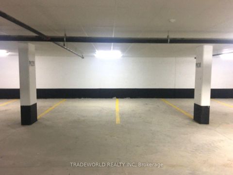 Photo 18 at 40 - 181 Parktree Drive, Maple, Vaughan