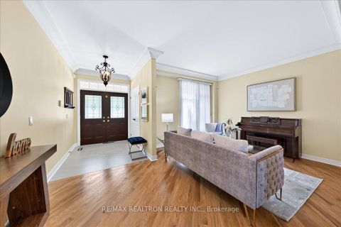 Photo 1 at 158 Nantucket Drive N, Oak Ridges Lake Wilcox, Richmond Hill