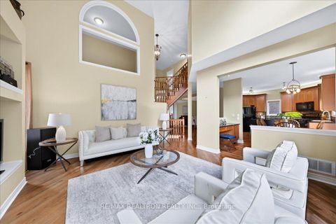 Photo 20 at 158 Nantucket Drive N, Oak Ridges Lake Wilcox, Richmond Hill