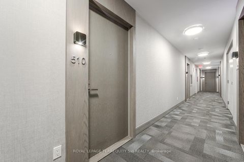 Photo 13 at 510 - 501 St. Clair Avenue W, Casa Loma, Toronto