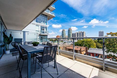 Photo 25 at 510 - 501 St. Clair Avenue W, Casa Loma, Toronto