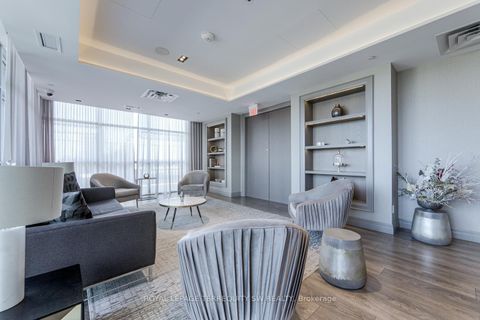Photo 32 at 510 - 501 St. Clair Avenue W, Casa Loma, Toronto
