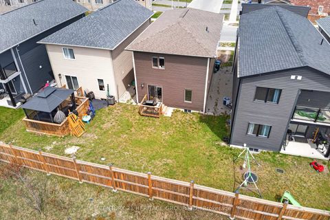 Photo 34 at 90 Brown Bear Street, Rural Barrie Southwest, Barrie