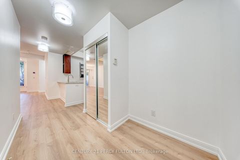 Photo 6 at 116 - 181 Village Green Square, Malvern West, Toronto