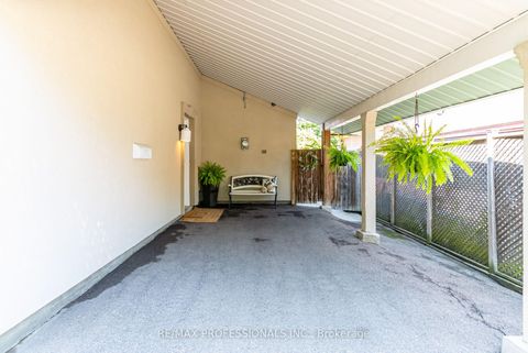 Photo 5 at 48 Genthorn Avenue, Kipling, Toronto