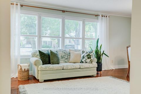 Photo 10 at 48 Genthorn Avenue, Kipling, Toronto