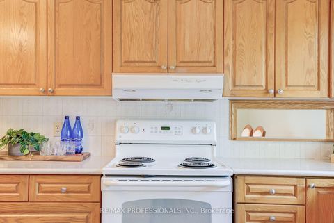 Photo 18 at 48 Genthorn Avenue, Kipling, Toronto