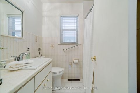 Photo 31 at 48 Genthorn Avenue, Kipling, Toronto