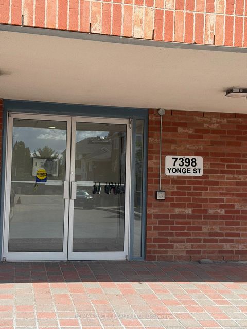 Photo 1 at 312 - 7398 Yonge Street, Yorkhill, Vaughan