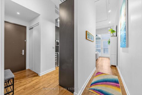 Photo 2 at 410 - 380 Macpherson Avenue N, Casa Loma, Toronto