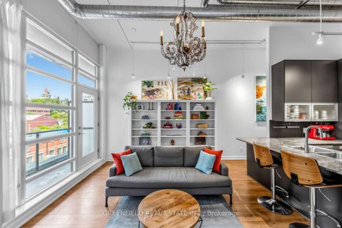 Photo 5 at 410 - 380 Macpherson Avenue N, Casa Loma, Toronto