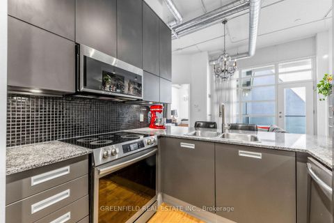 Photo 8 at 410 - 380 Macpherson Avenue N, Casa Loma, Toronto